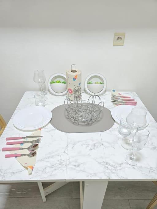 Glamorous Appartement In Brussel ภายนอก รูปภาพ