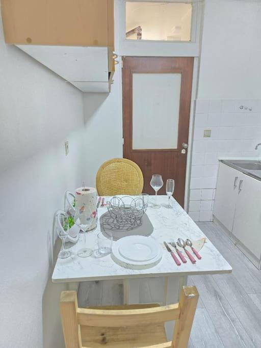 Glamorous Appartement In Brussel ภายนอก รูปภาพ