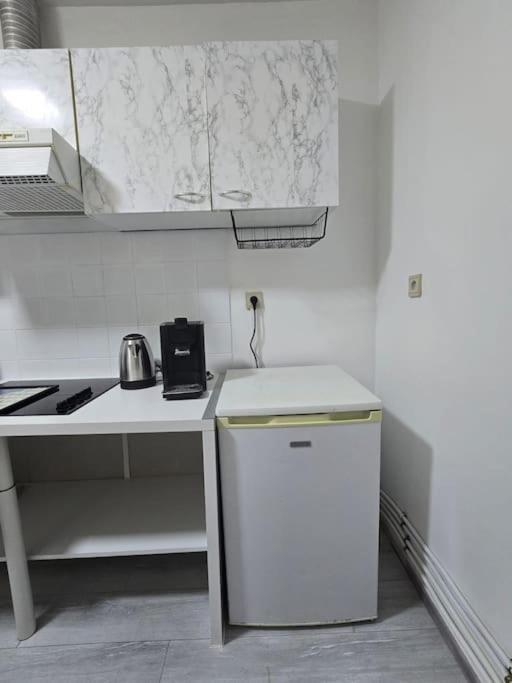 Glamorous Appartement In Brussel ภายนอก รูปภาพ